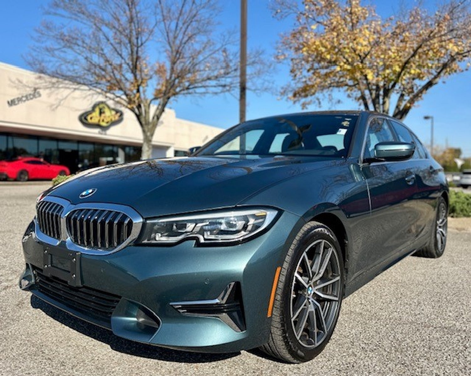 2019 BMW 3 Series Sedan 330i xDrive LUXURY LINE