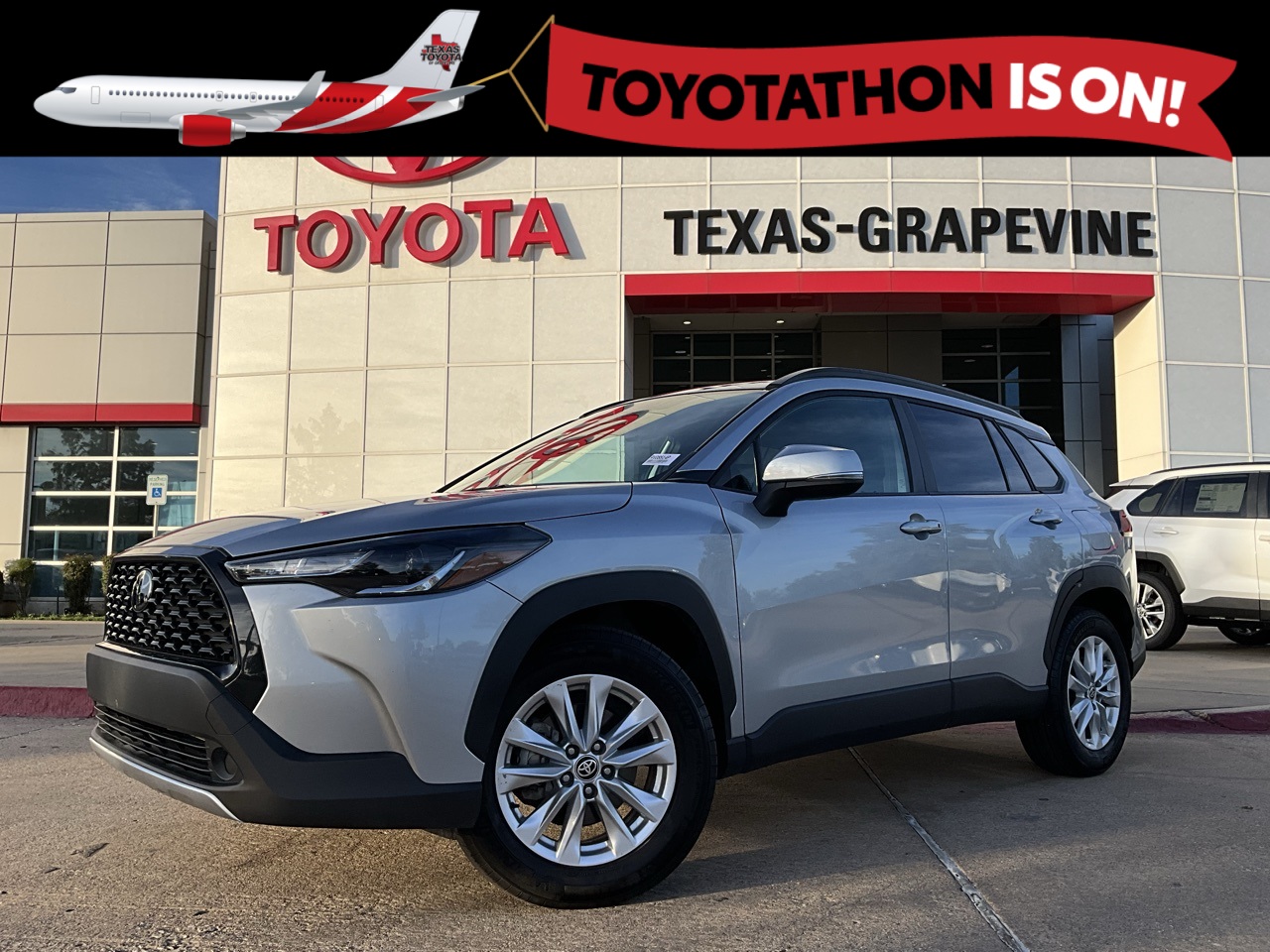 2024 Toyota Corolla Cross LE