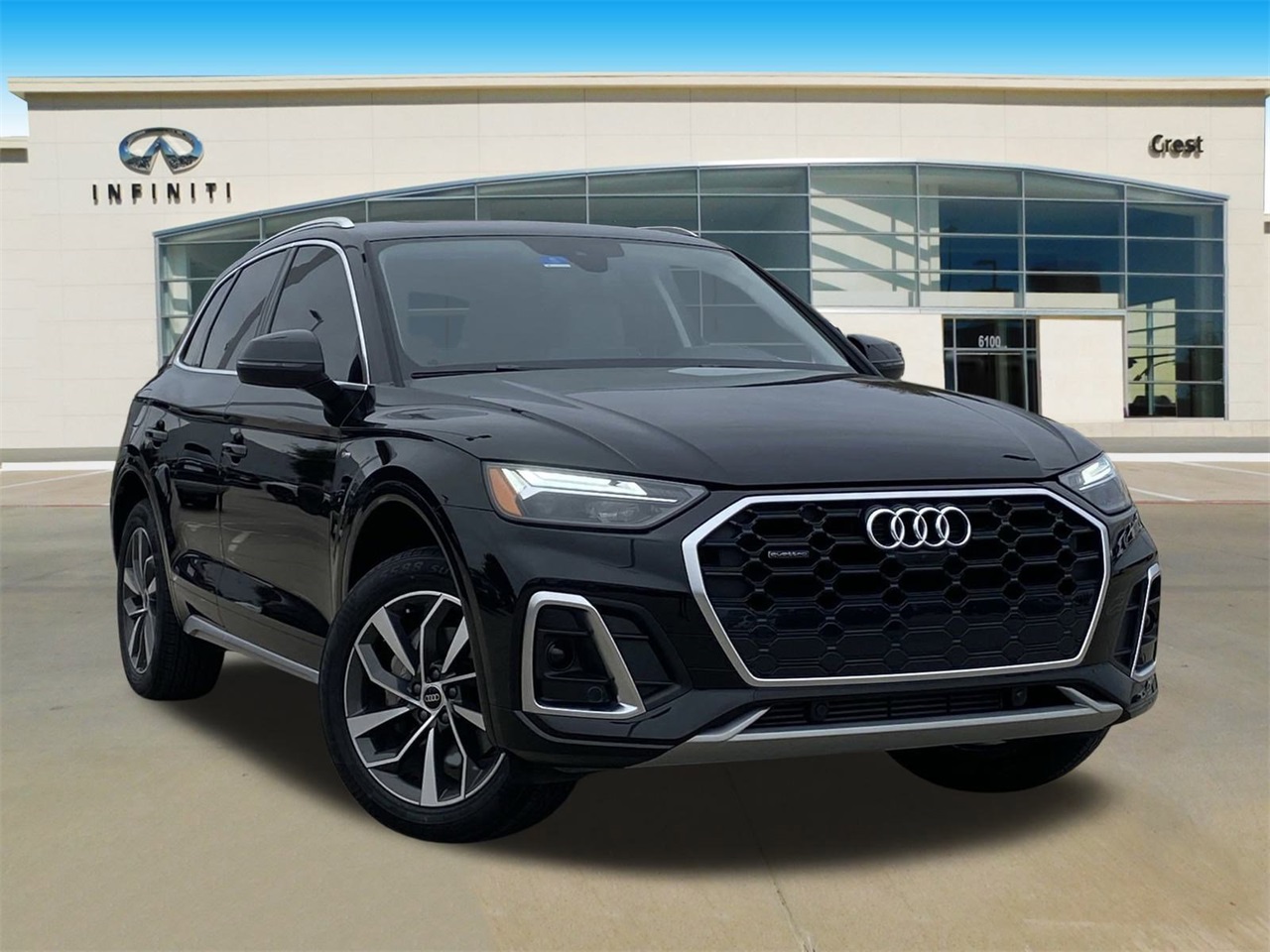 2022 Audi Q5 S line Premium Plus