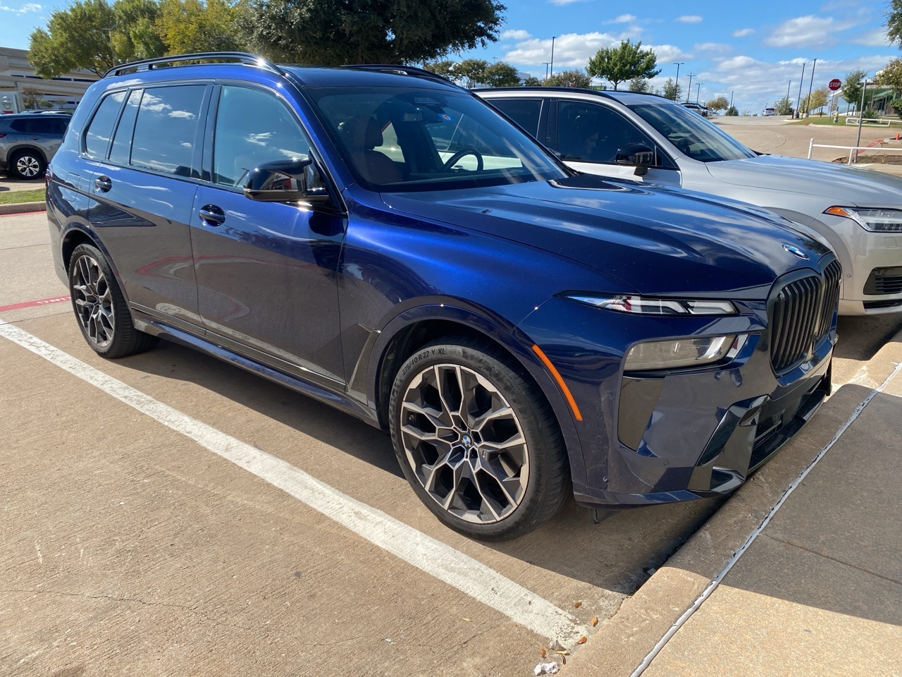 2023 BMW X7 Sports Activity Vehicle M60i