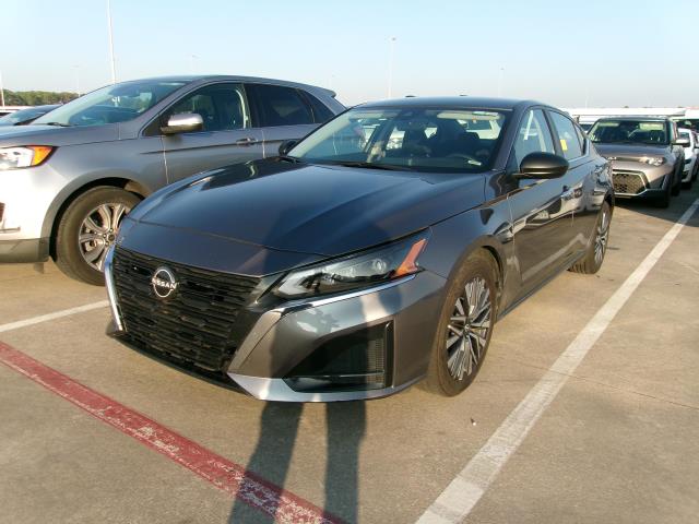 2024 Nissan Altima SV