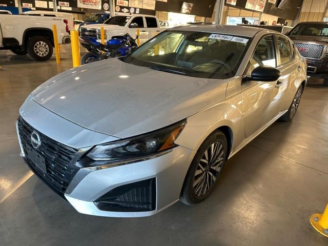 2024 Nissan Altima SV