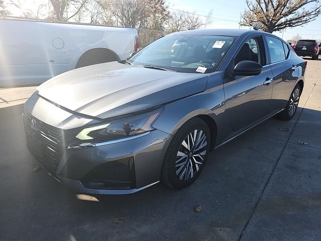 2024 Nissan Altima SV
