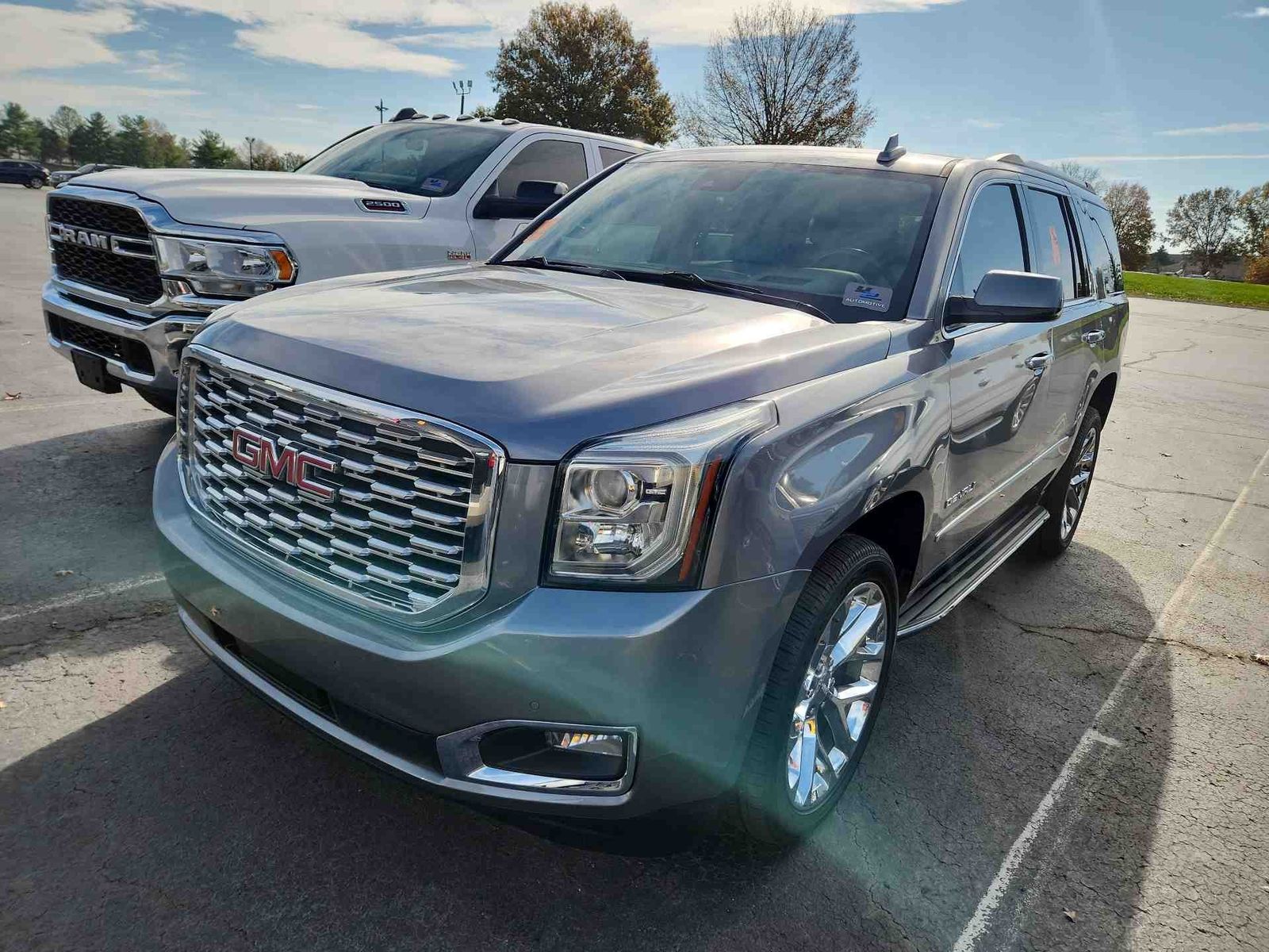 2020 GMC Yukon Denali 5SA