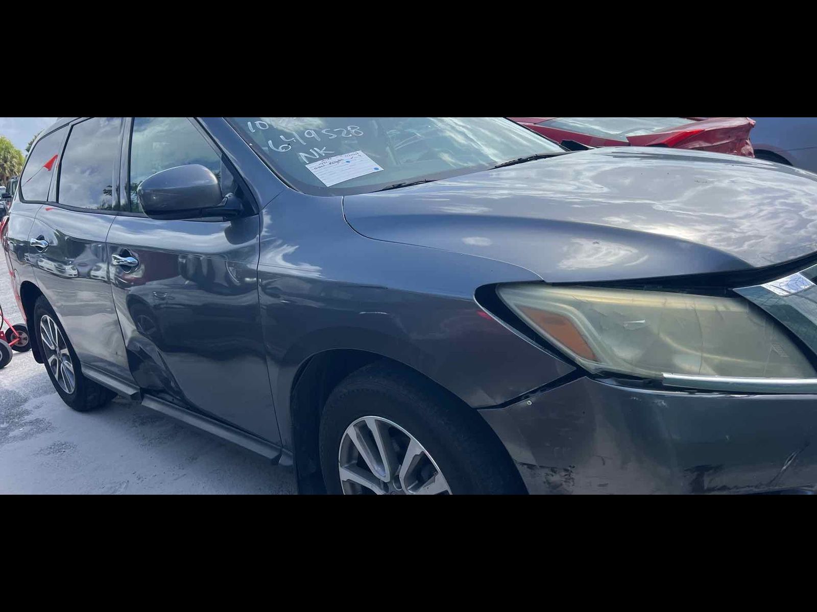 2015 Nissan Pathfinder SV