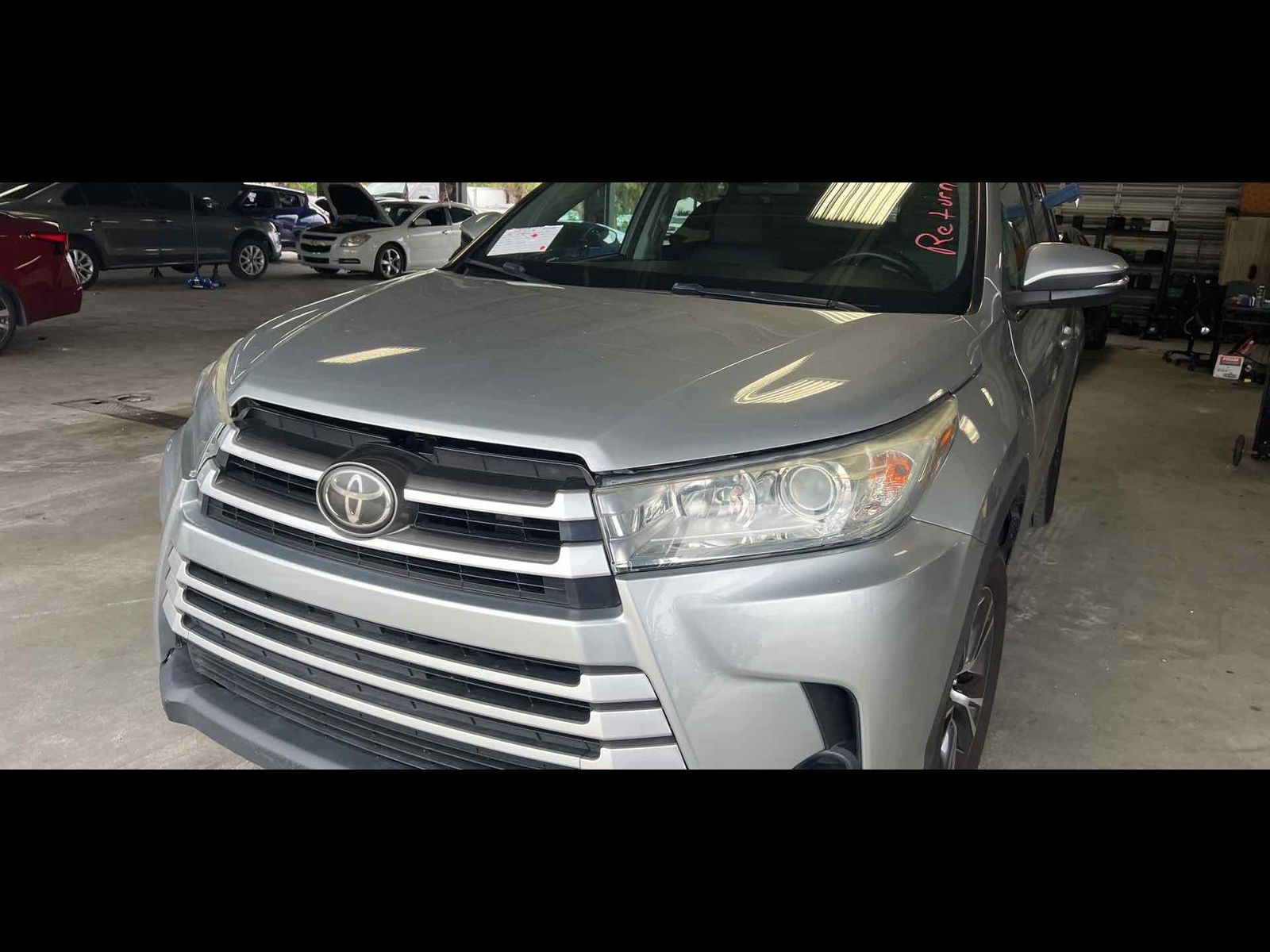 2017 Toyota Highlander LE