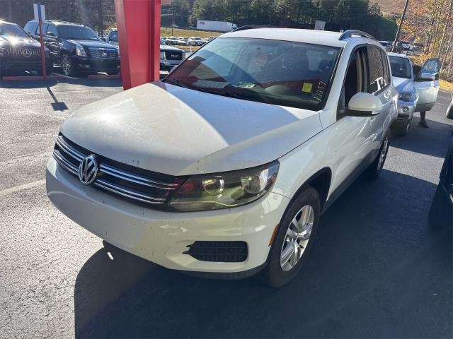 2015 Volkswagen Tiguan S