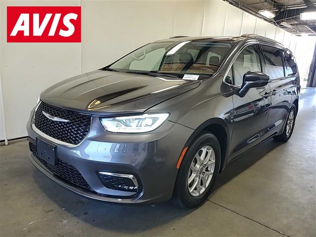2022 Chrysler Pacifica Touring L 121.6