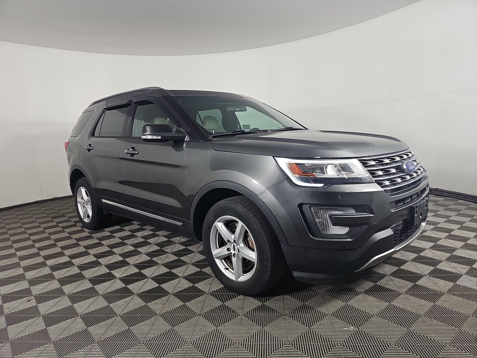 2016 Ford Explorer XLT AWD