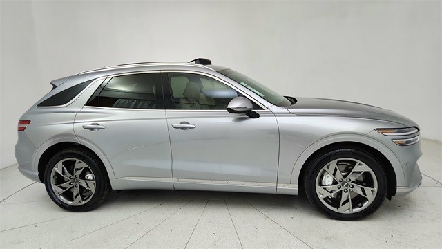 2023 Genesis Electrified GV70 Advanced