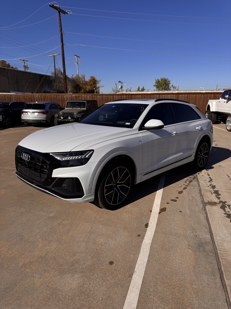 2023 Audi Q8 Prestige