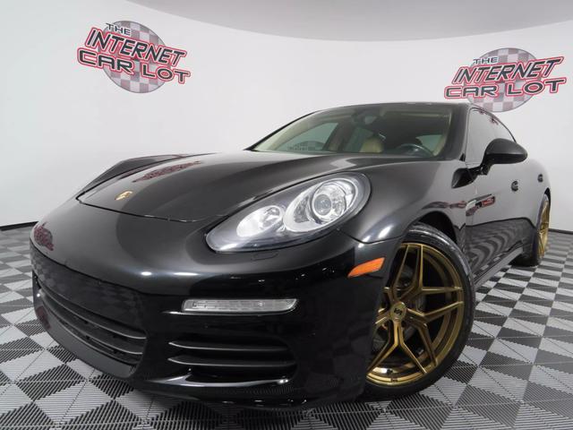 2016 Porsche Panamera Edition