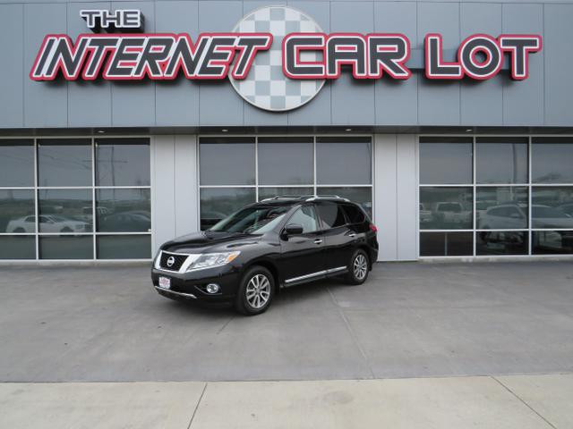 2016 Nissan Pathfinder SL