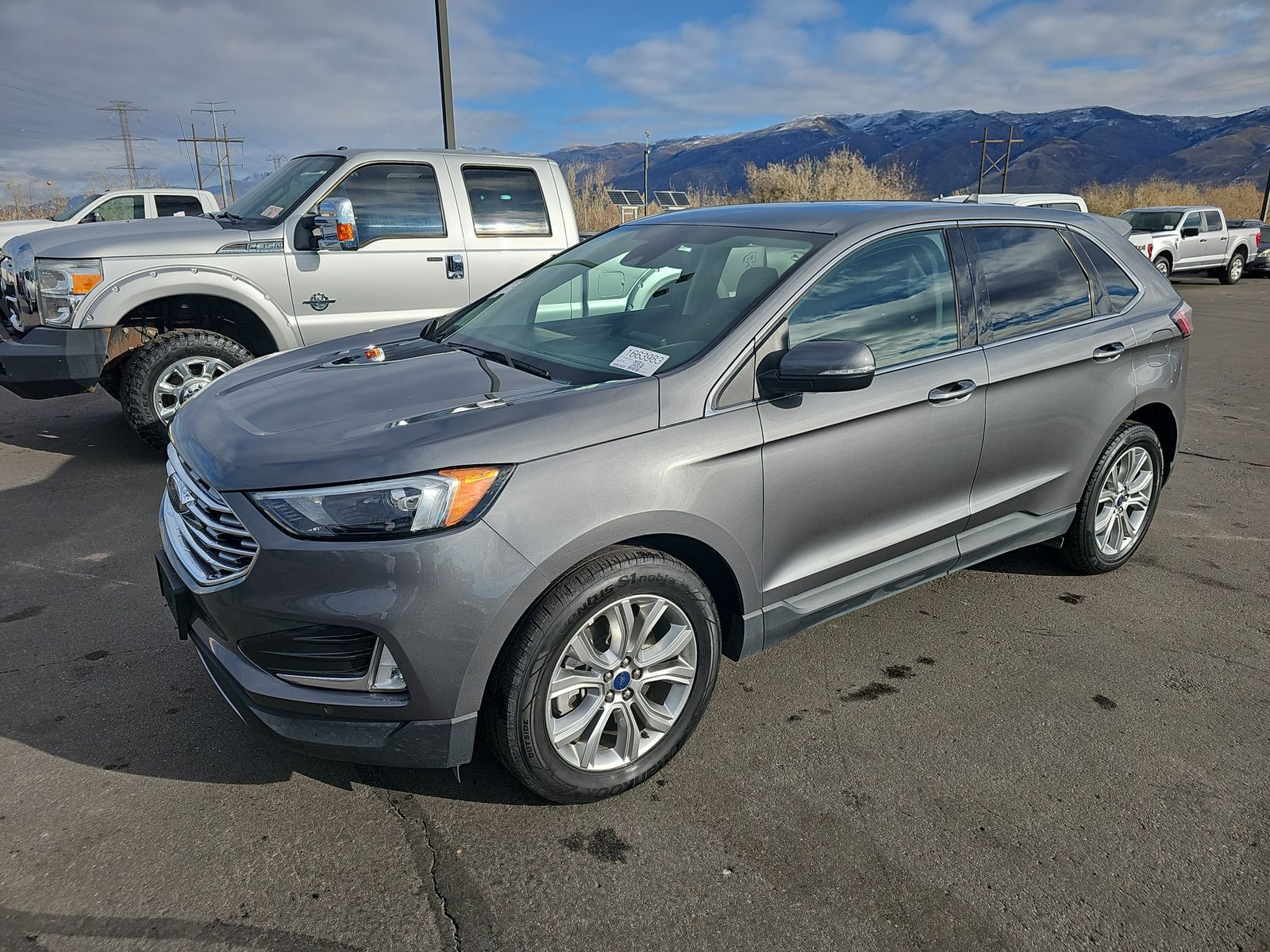 2022 Ford Edge Titanium
