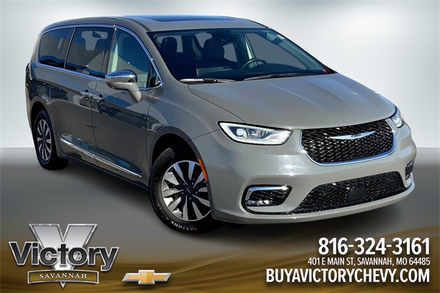 2022 Chrysler Pacifica Hybrid Limited 121.6