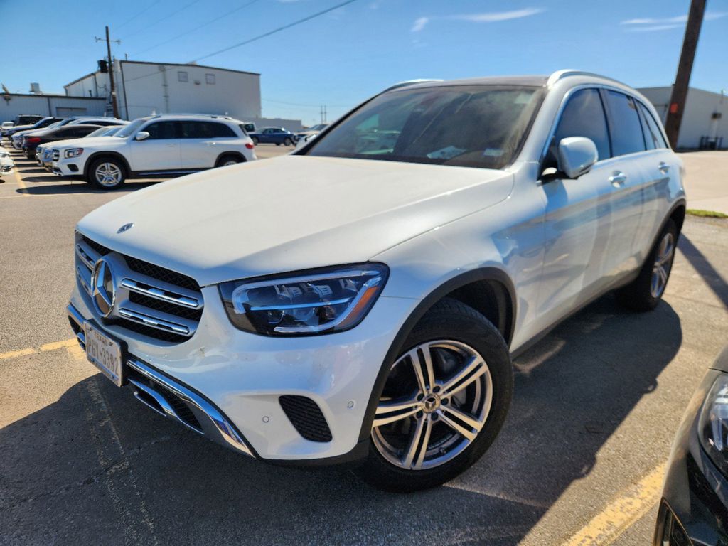 2021 Mercedes-Benz GLC 300