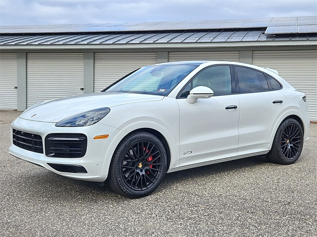 2022 Porsche Cayenne Coupe GTS