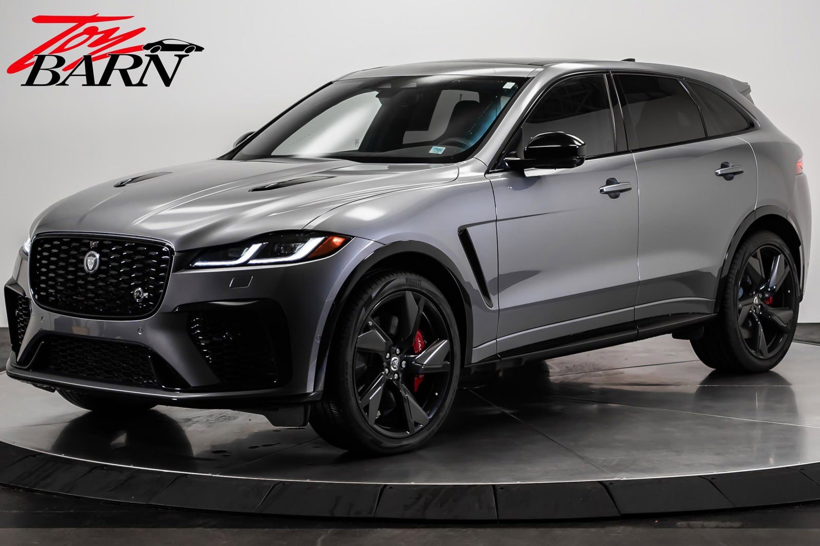 2024 Jaguar F-PACE SVR