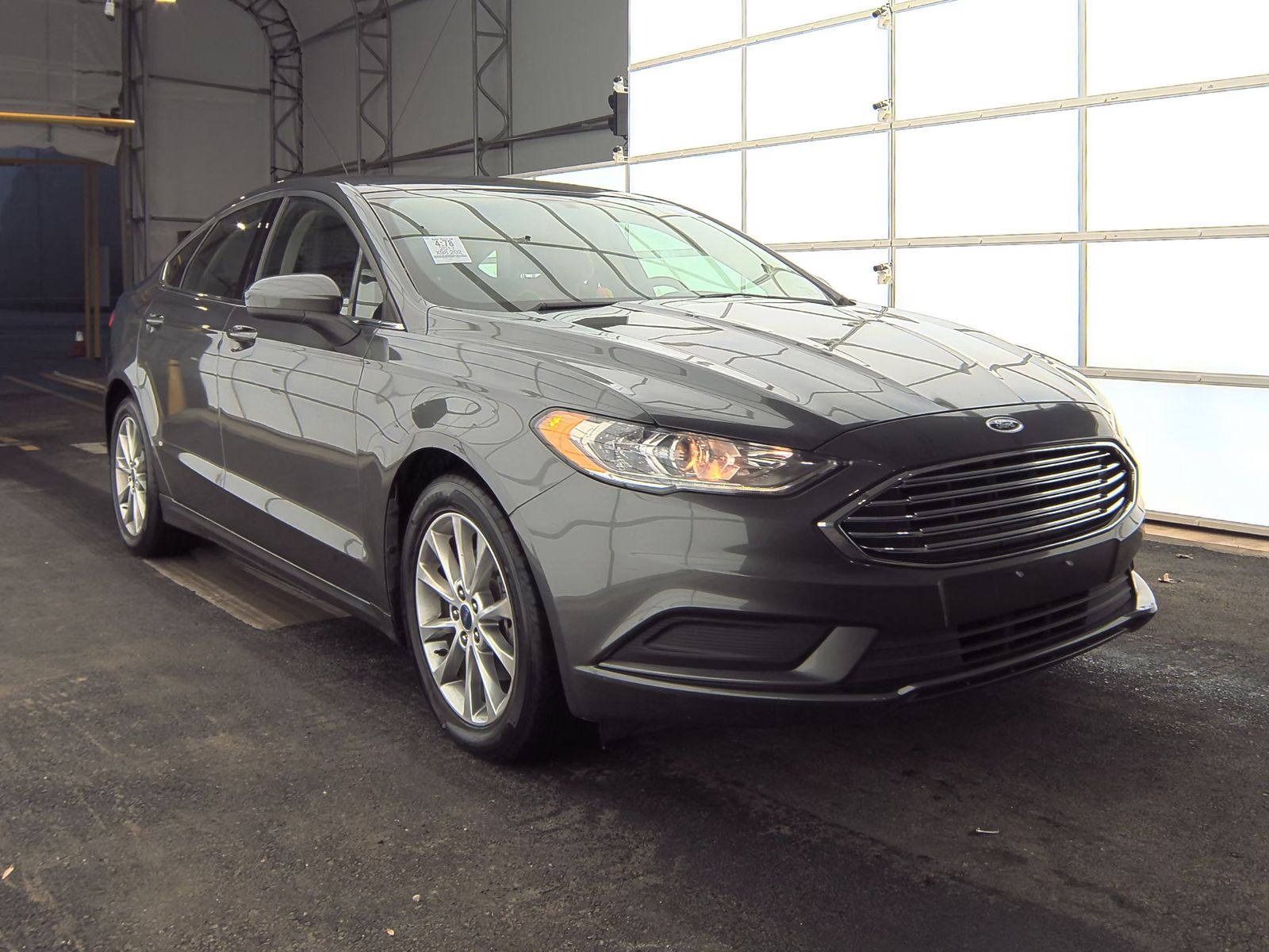 2017 Ford Fusion SE FWD