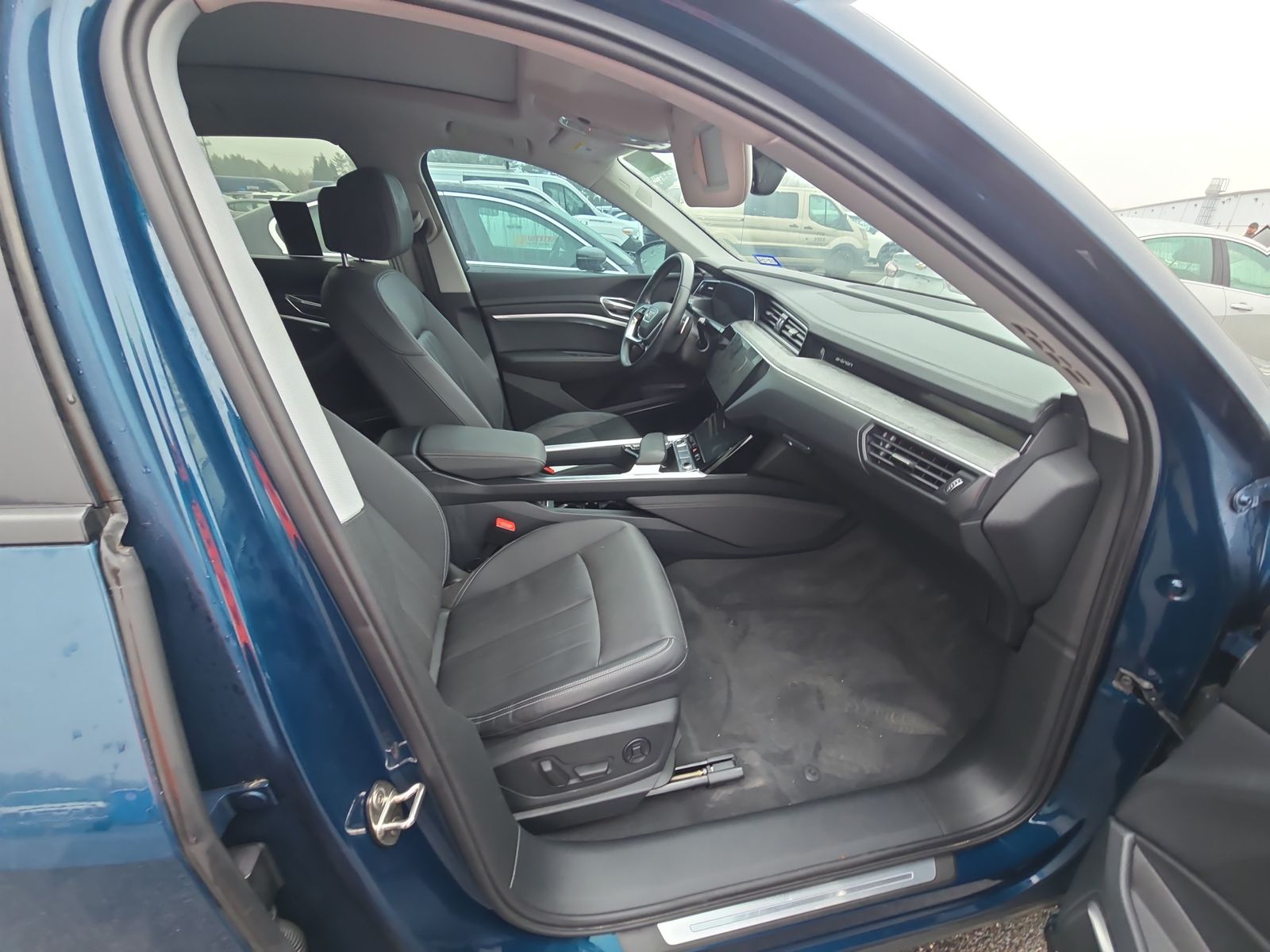 2021 Audi e-tron Premium Plus AWD