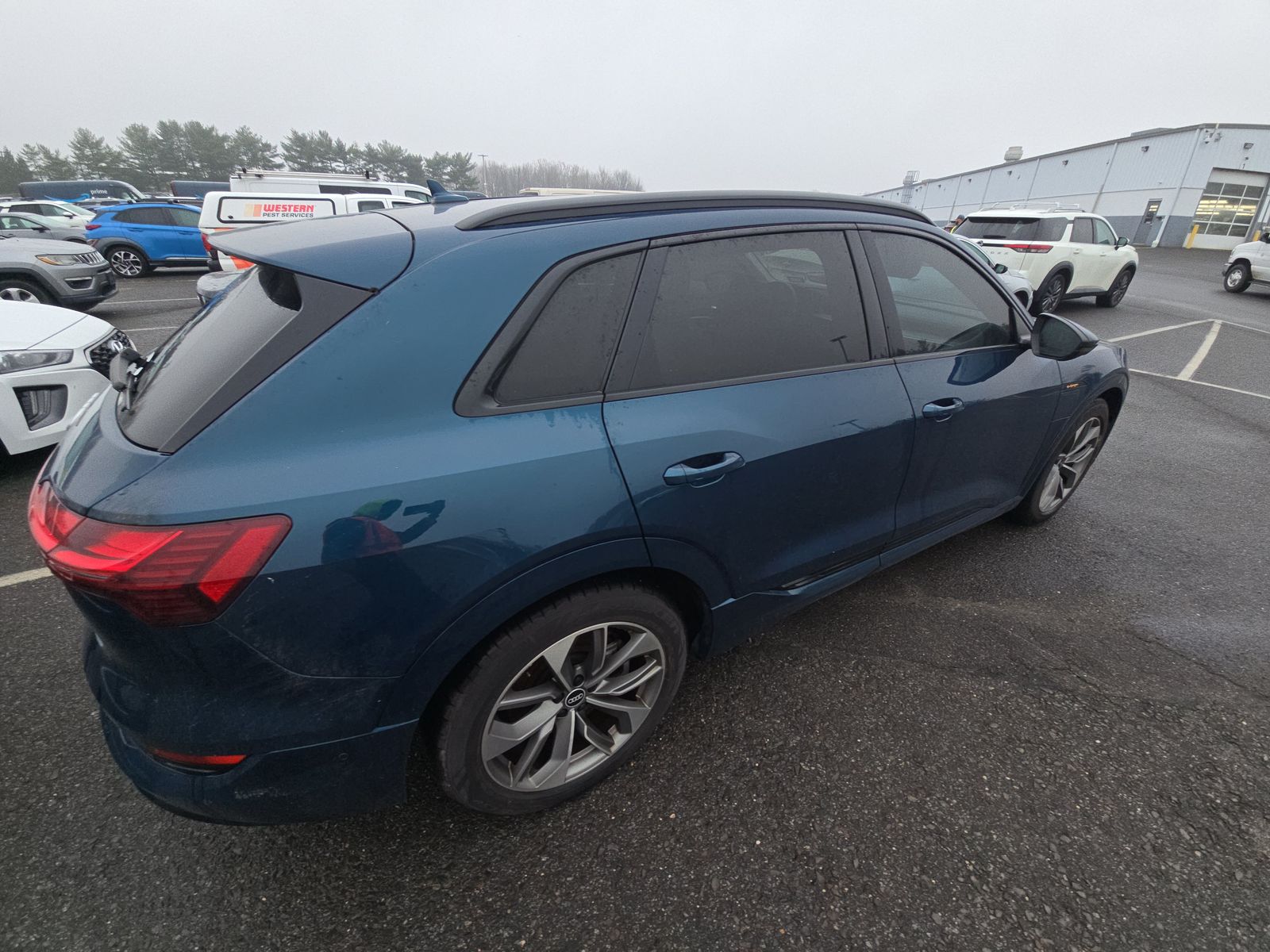 2021 Audi e-tron Premium Plus AWD