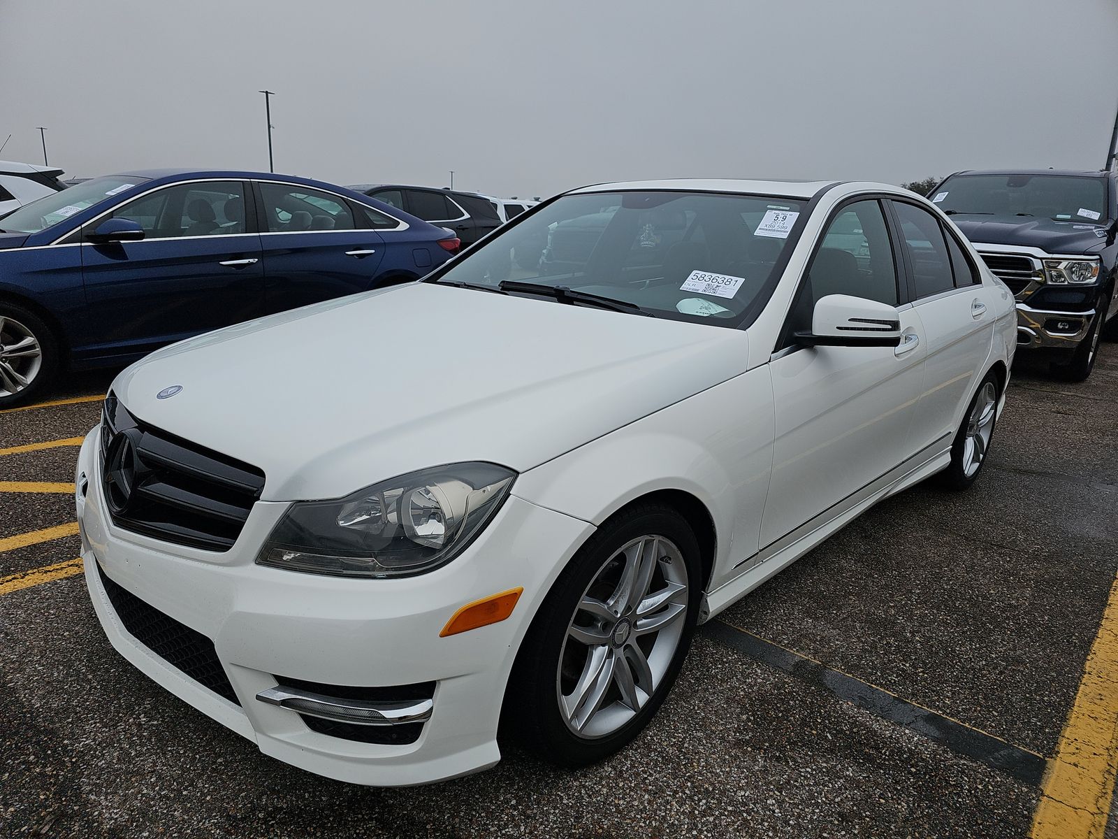 2014 Mercedes-Benz C 250 Sedan