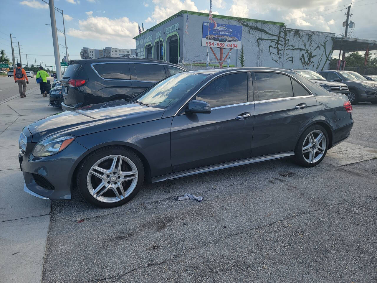2014 Mercedes-Benz E 350 4MATIC Sedan