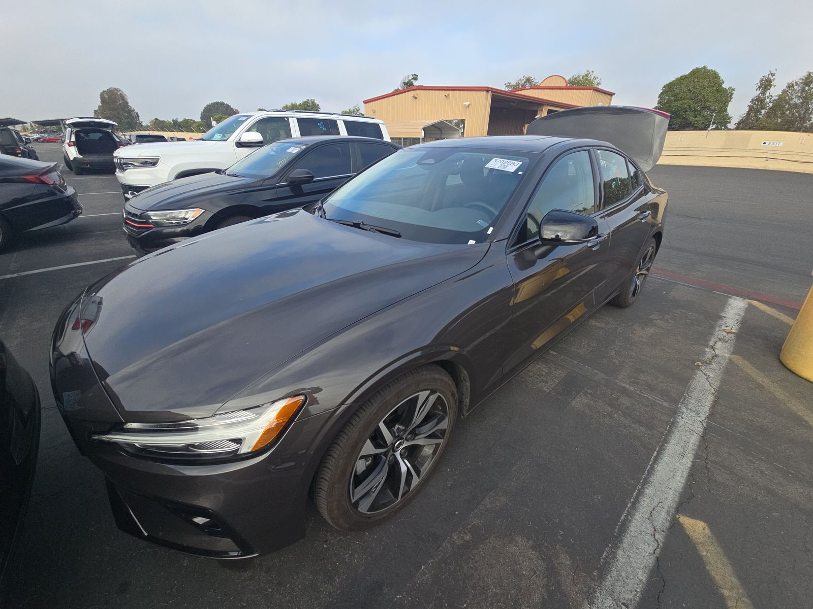 2024 Volvo S60 B5 Core Dark