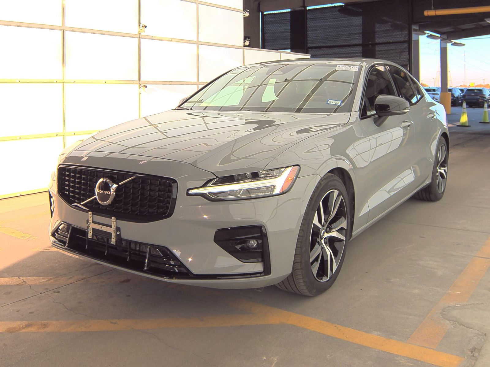 2024 Volvo S60 B5 Core Dark