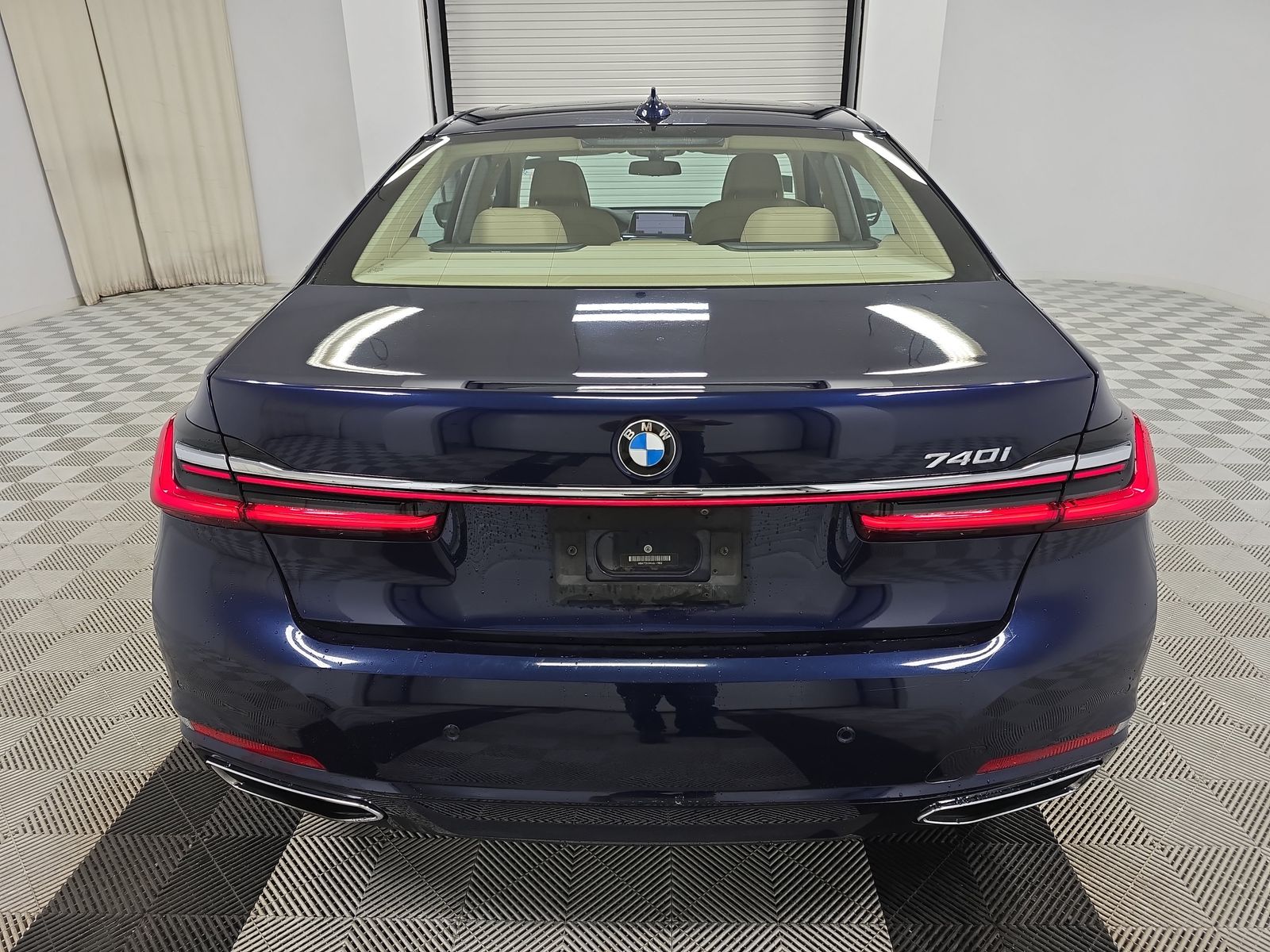 2020 BMW 7 Series 740i RWD