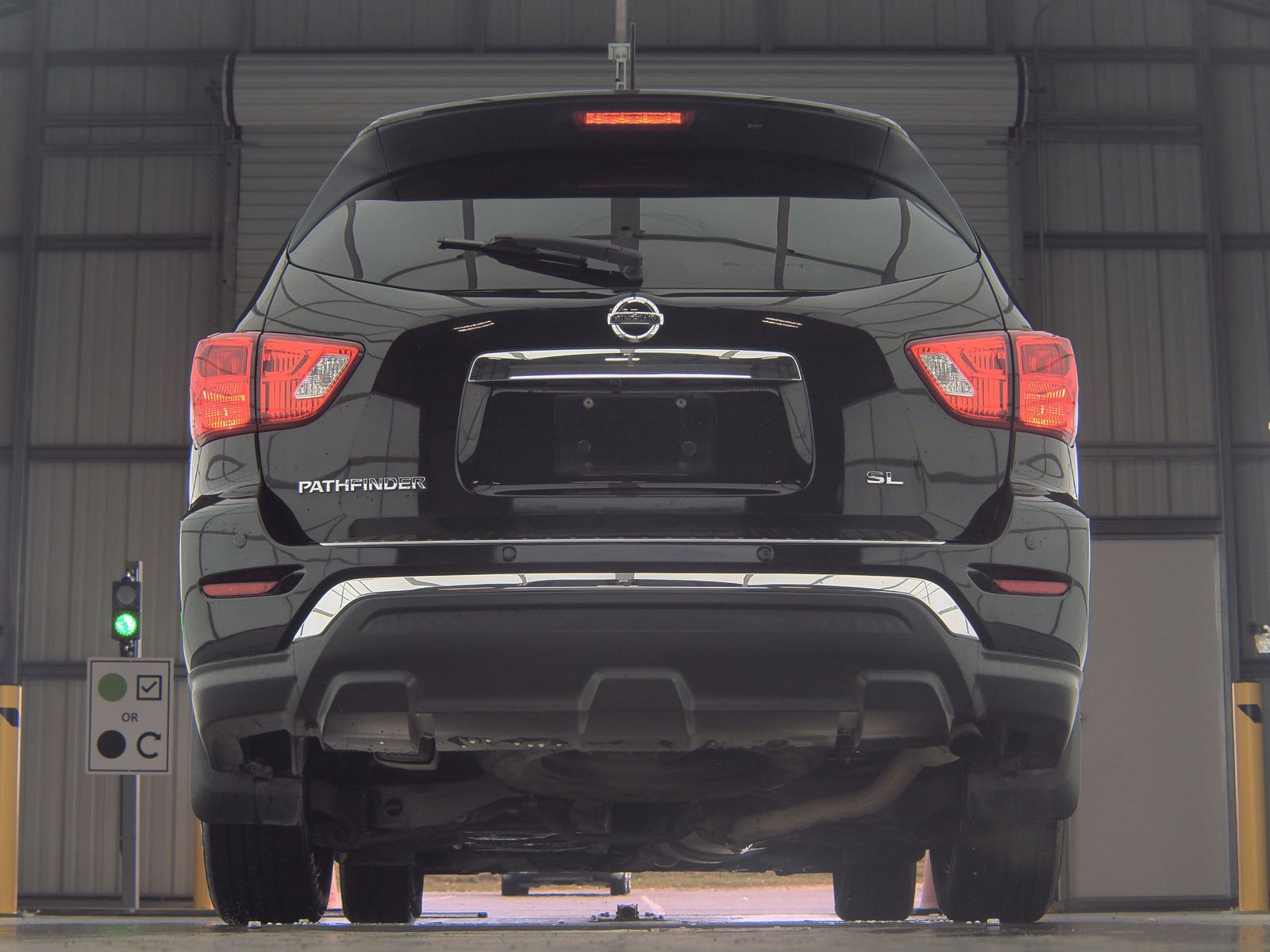 2018 Nissan Pathfinder SL FWD