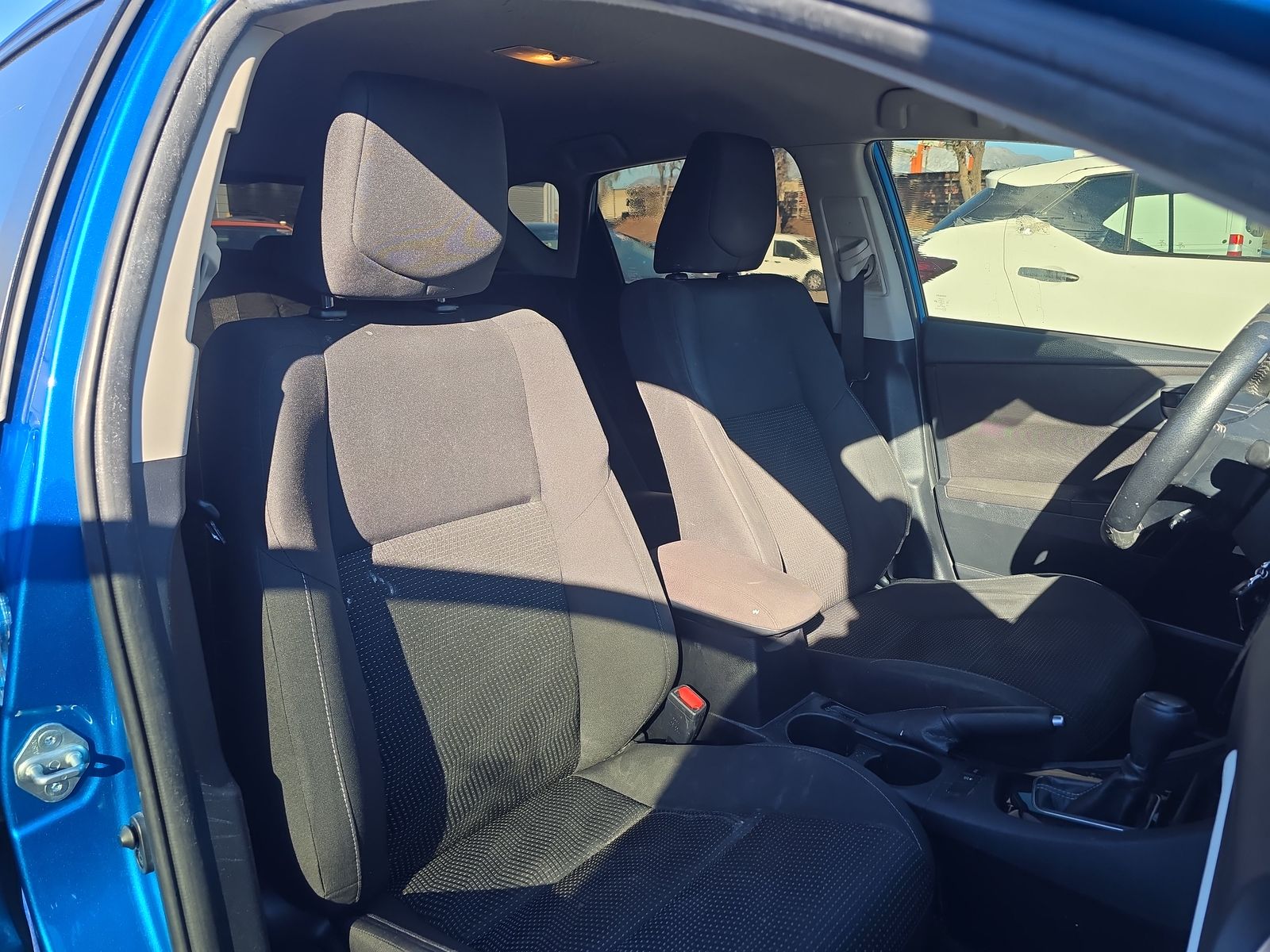 2017 Toyota Corolla iM Base FWD