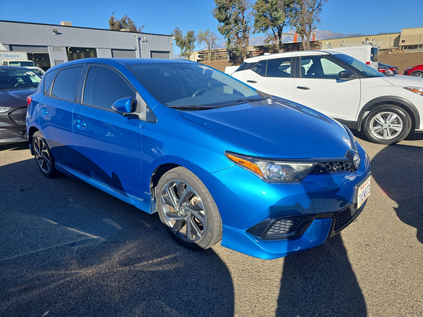 2017 Toyota Corolla iM Base FWD