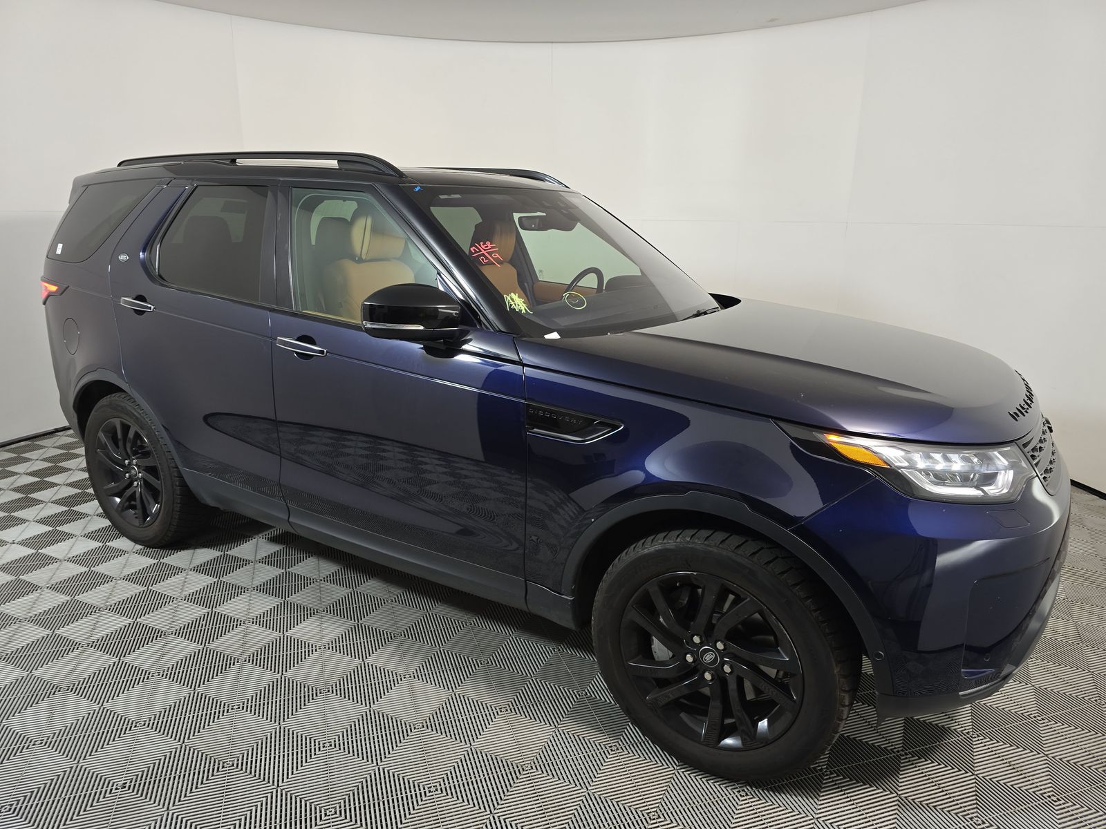 2020 Land Rover Discovery HSE Luxury AWD