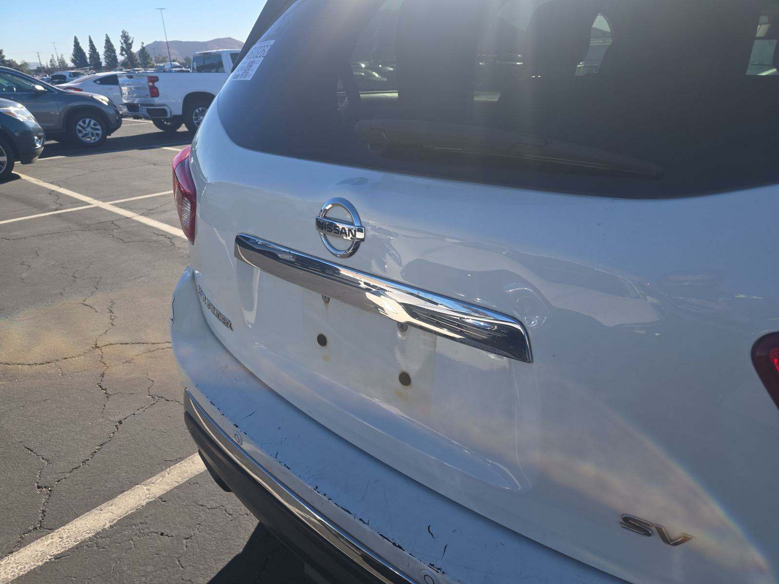 2019 Nissan Pathfinder SV FWD