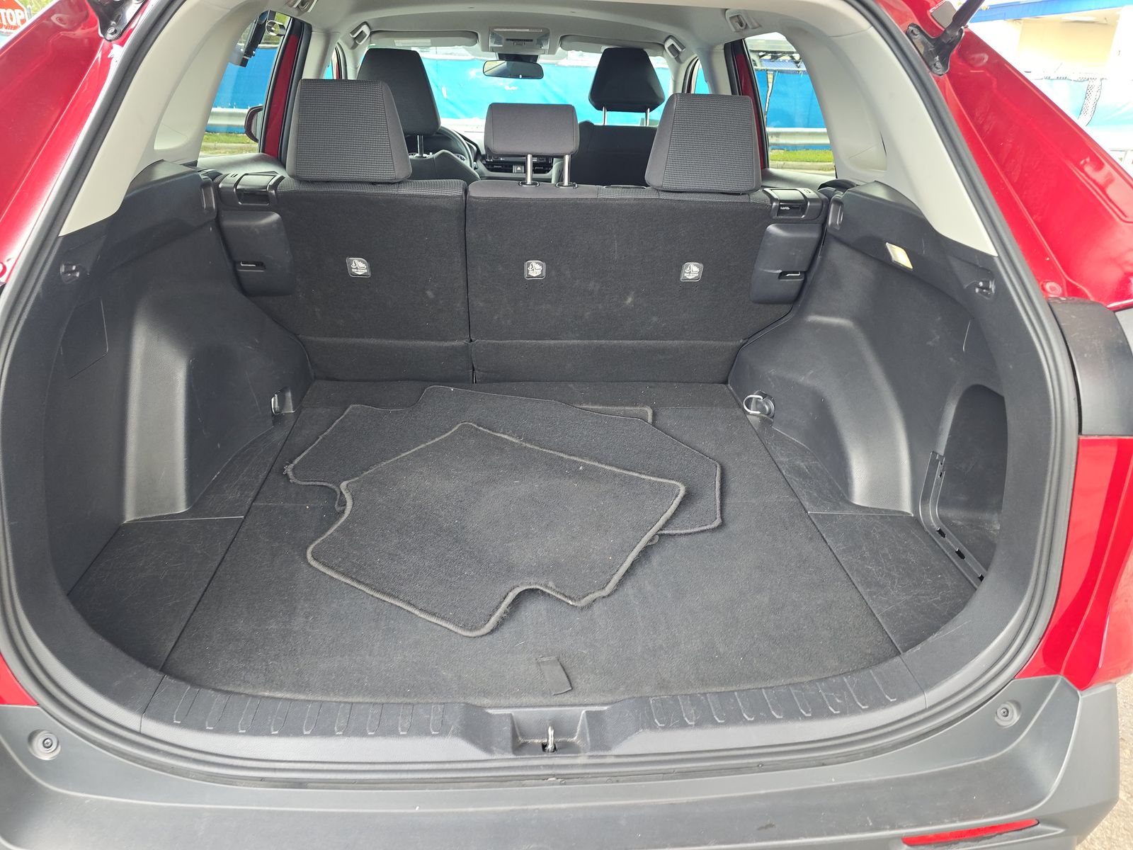 2022 Toyota RAV4 LE AWD