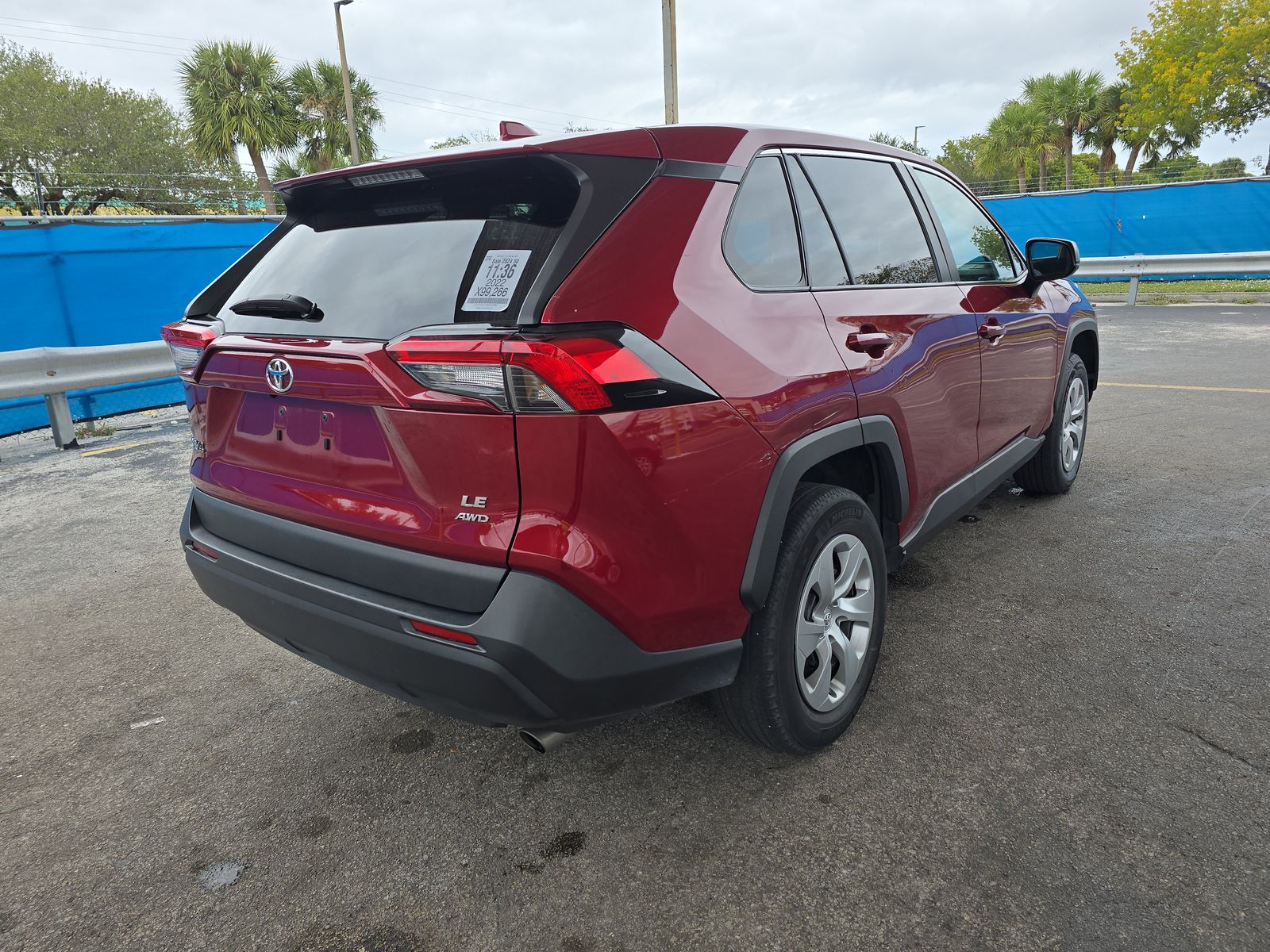 2022 Toyota RAV4 LE AWD
