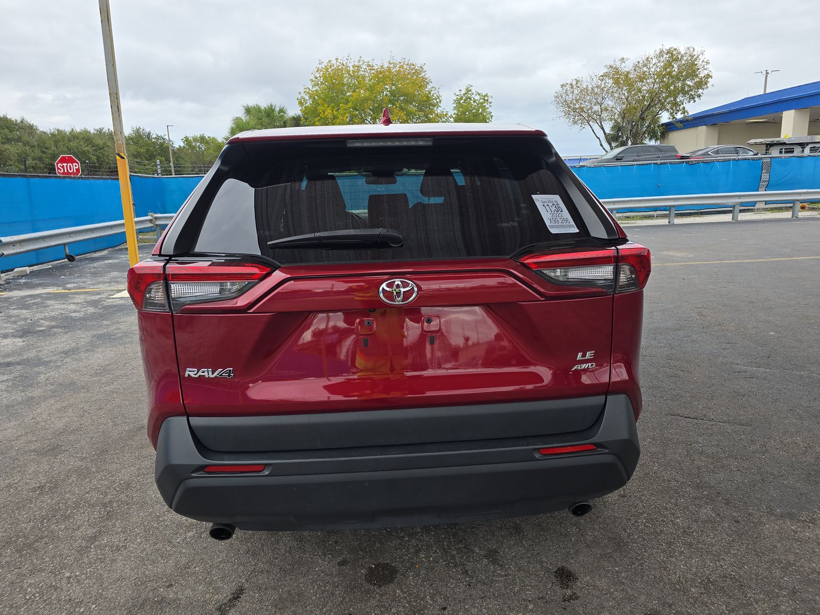 2022 Toyota RAV4 LE AWD