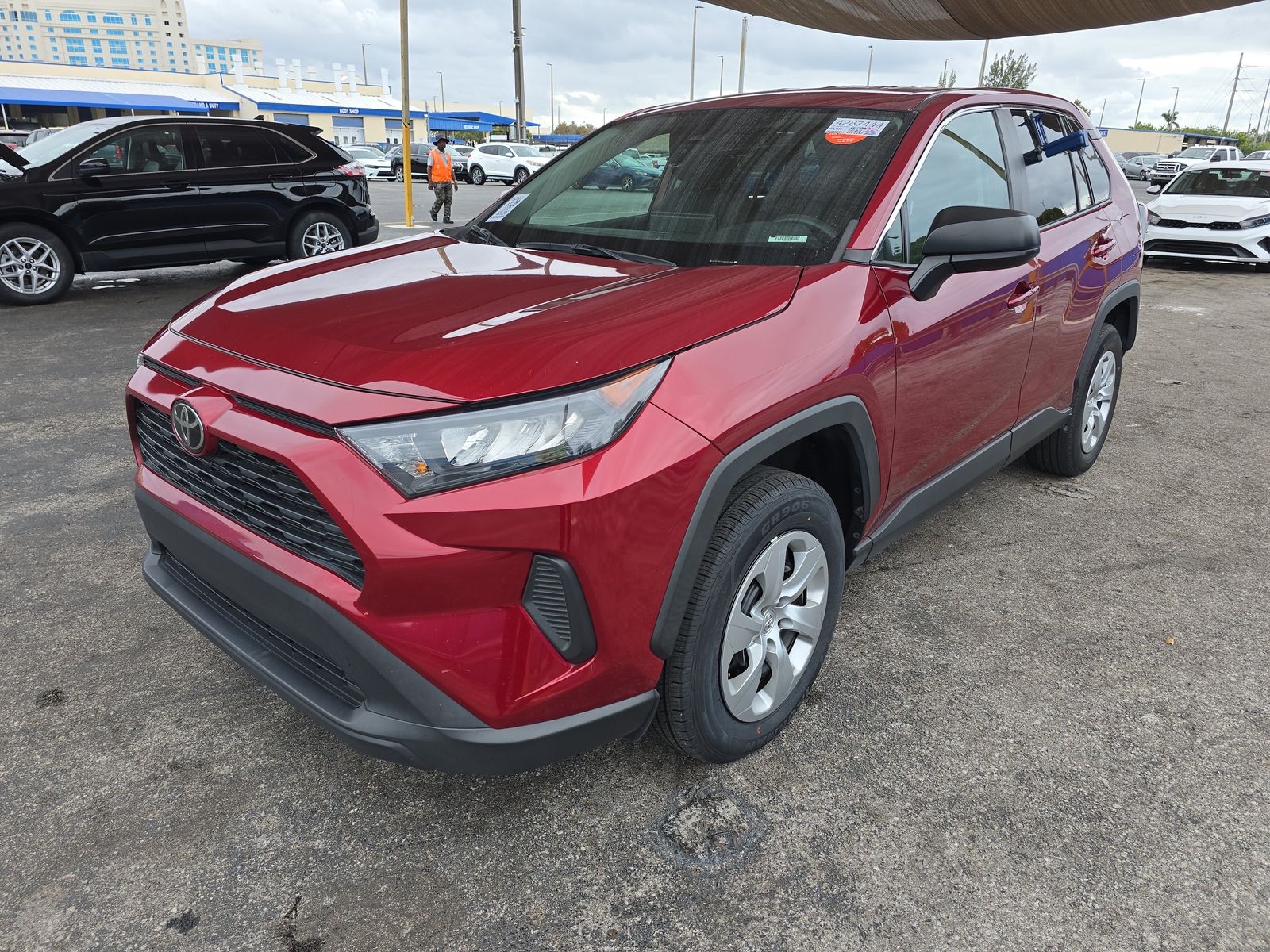 2022 Toyota RAV4 LE AWD