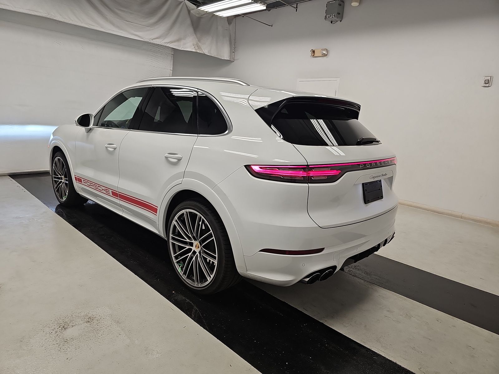 2021 Porsche Cayenne Turbo AWD