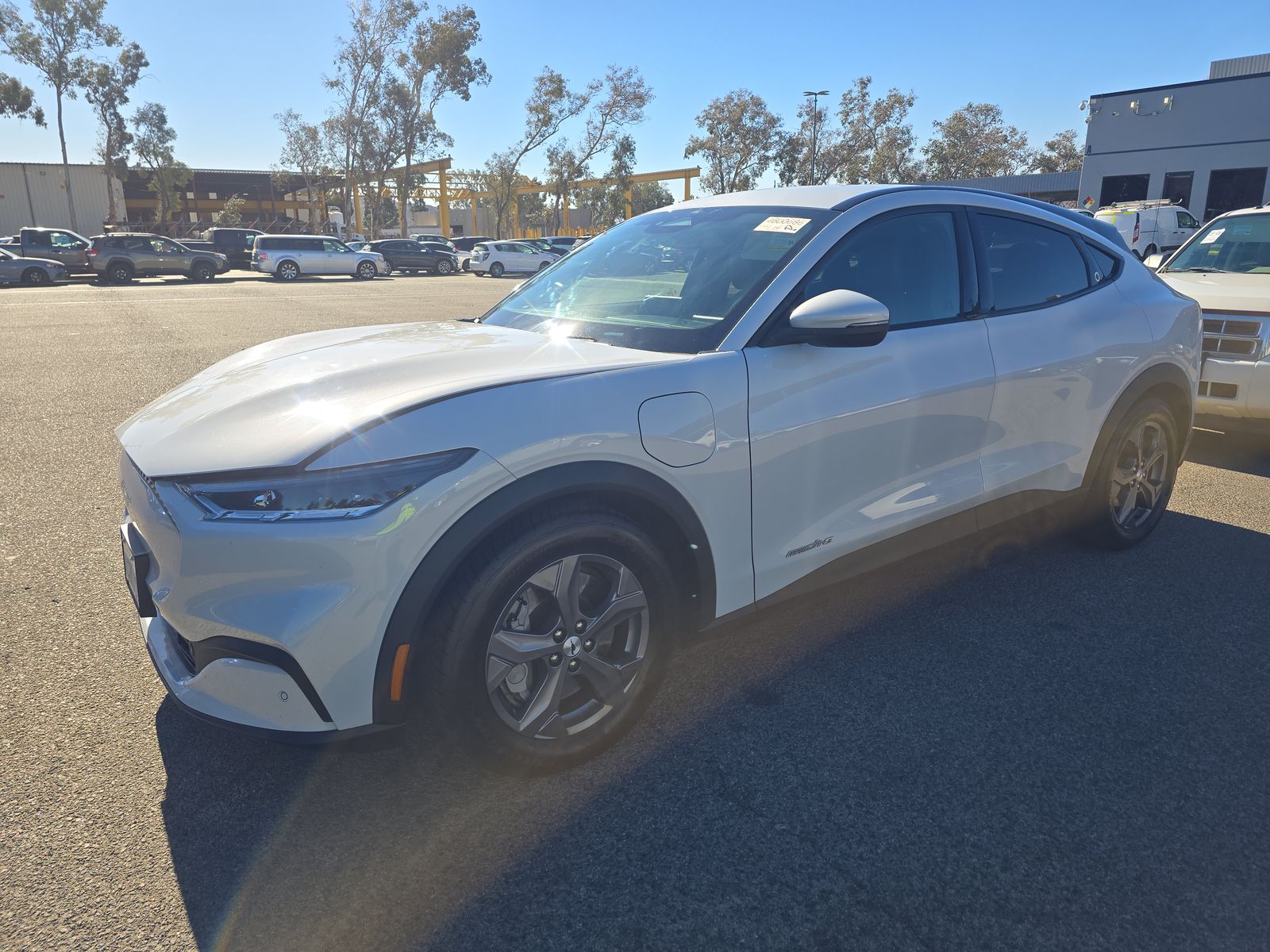 2022 Ford Mustang Mach-E Select RWD