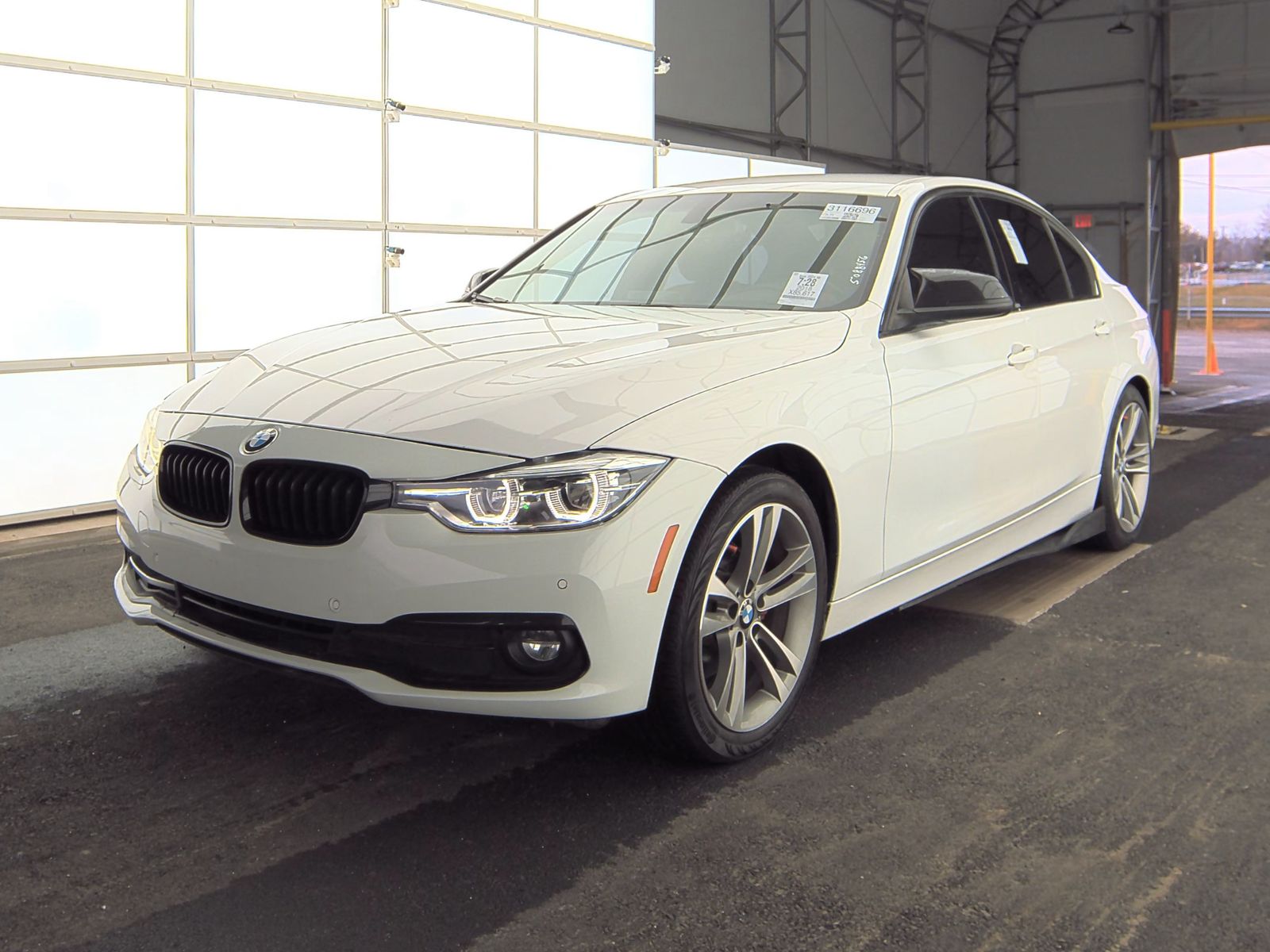 2018 BMW 3 Series Sedan 330i SPORT LINE