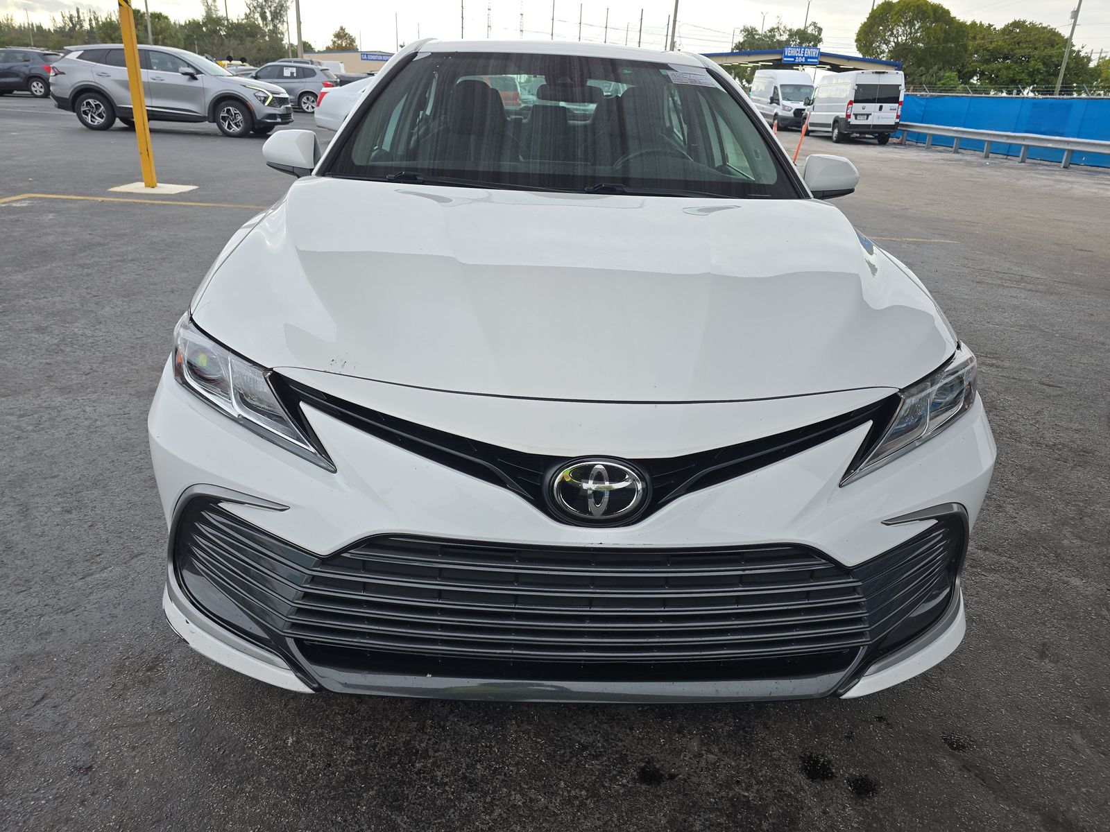 2022 Toyota Camry LE FWD