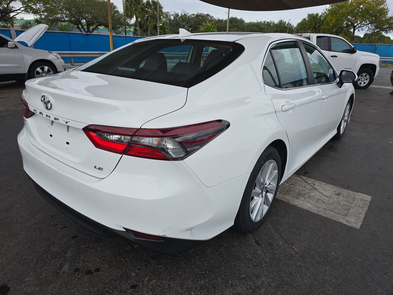 2022 Toyota Camry LE FWD