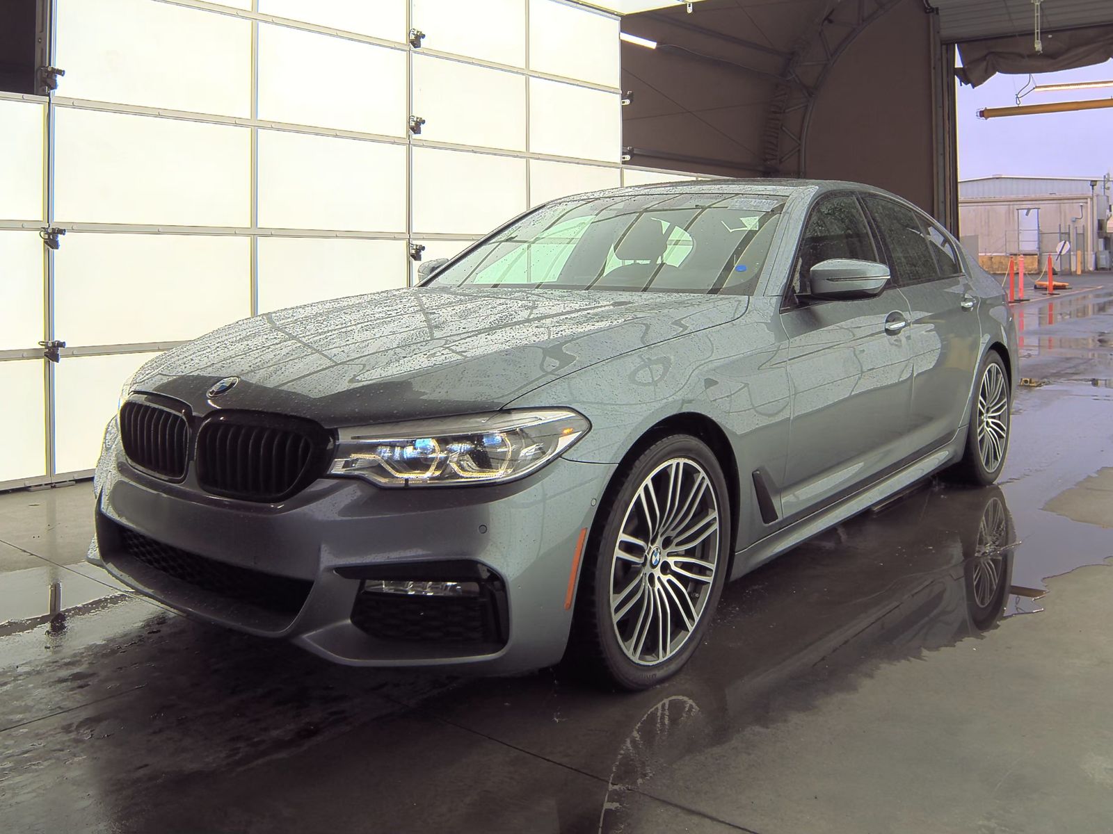 2018 BMW 5 Series 530i RWD