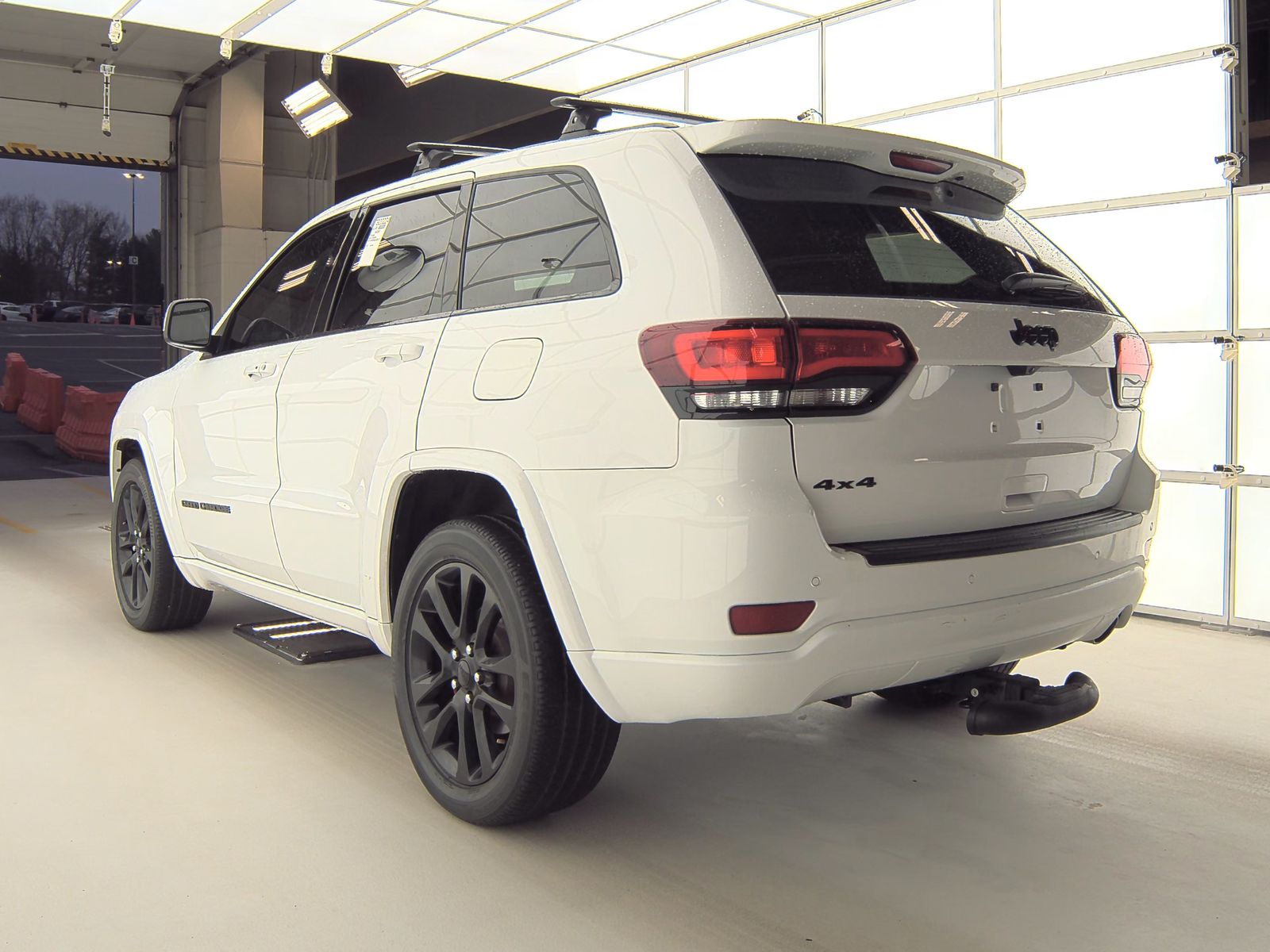 2018 Jeep Grand Cherokee Laredo Altitude Edition AWD