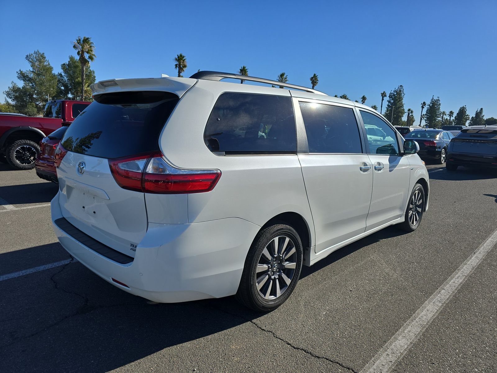 2018 Toyota Sienna XLE AWD