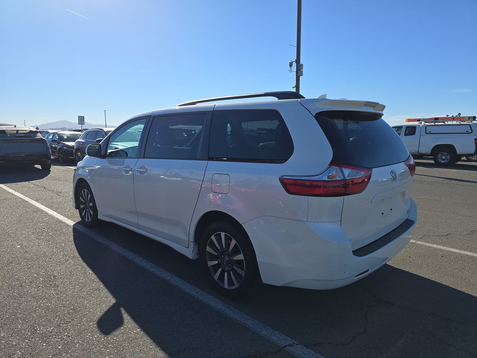 2018 Toyota Sienna XLE AWD