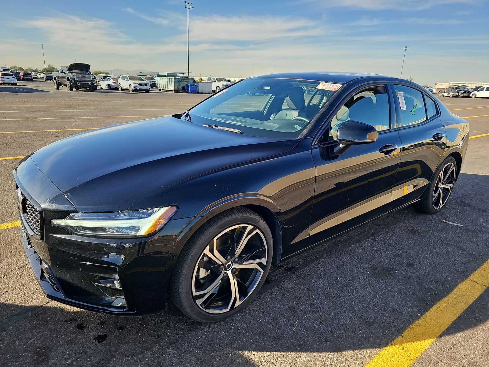 2024 Volvo S60 B5 Plus Dark