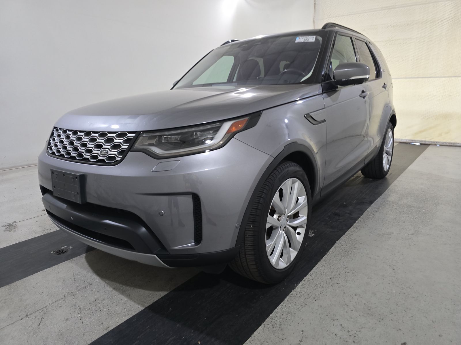 2021 Land Rover Discovery S